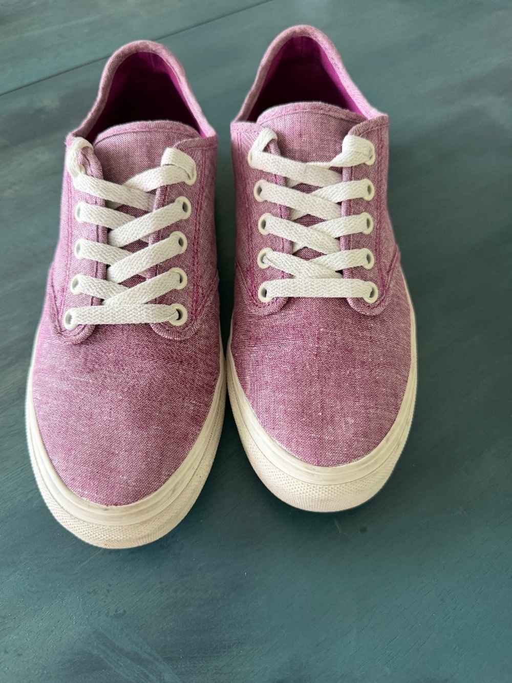 Vans Pink Canvas Low Top Athletic Skate Sneakers New Used Condition SZ 8.5